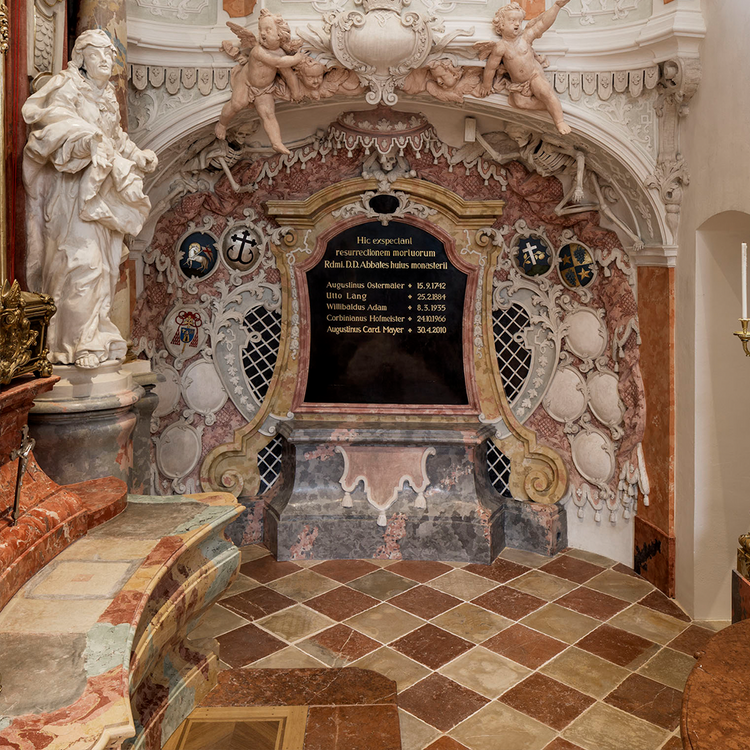 Anböschmörtel und Polierspachtel